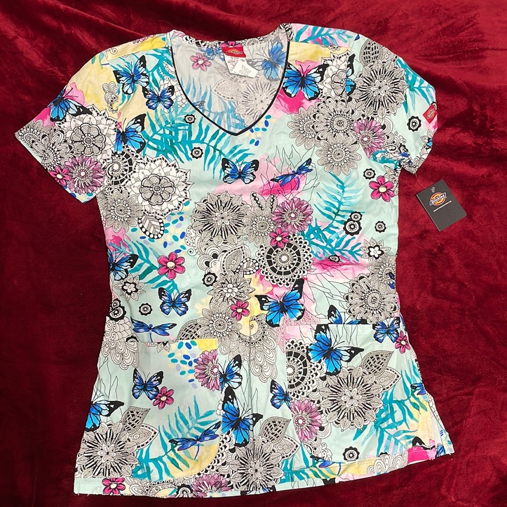Dickies patterned scrub top